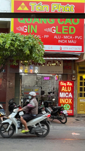Cửa hàng