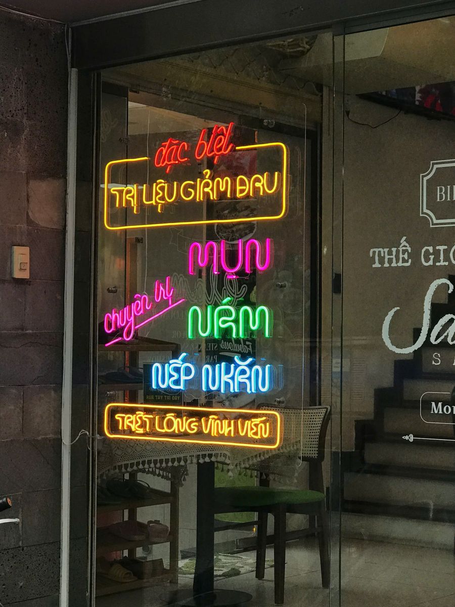 bảng hiệu neon sign hcm uốn chữ nghệ thuật giá xưởng